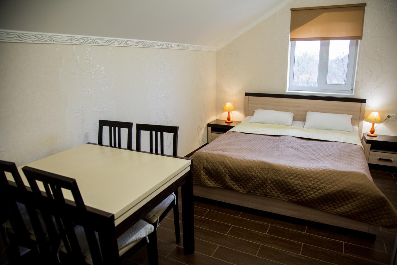 Beauty Complex Hotel Berehove  Bagian luar foto