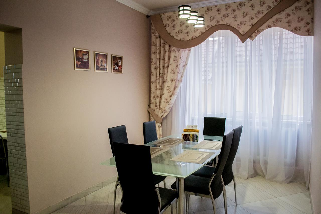 Beauty Complex Hotel Berehove  Bagian luar foto